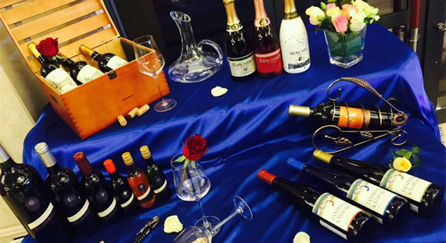 做進(jìn)口紅酒批發(fā)生意能賺到錢(qián)嗎