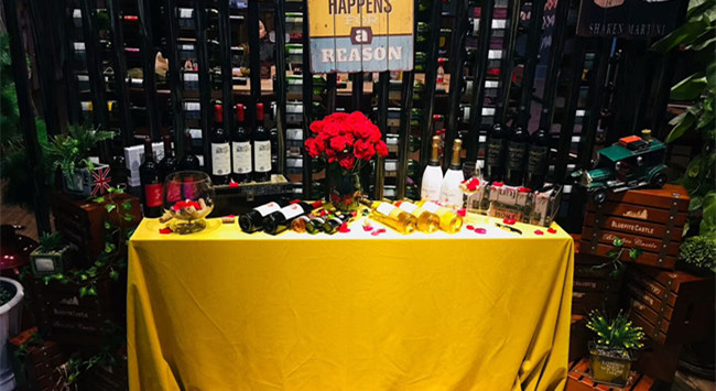 開一家大型紅酒加盟店應該如何經(jīng)營 開一家大型紅酒加盟店應該如何經(jīng)營